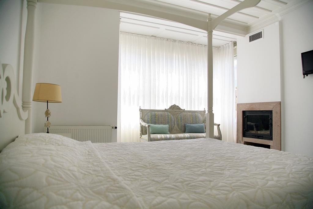 Gule Hotel Ayvalı Buitenkant foto